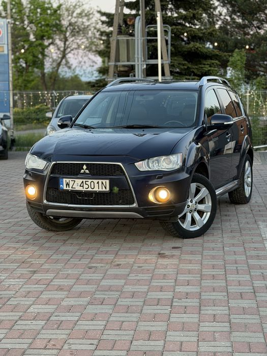 Mitsubishi Outlander XL polift 2010 Rok  2.0 Diesel 140KM. 4x4. 7-osobowy.  Raty. Zamiana