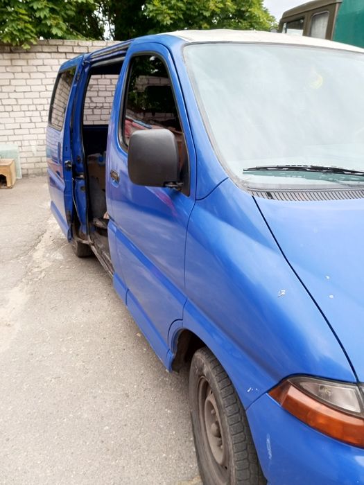 Тойота Хайс продам 8+1