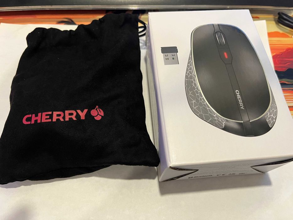 Cherry MW 8C Ergo Wireless Mouse with Internal Battery64354223025922123
