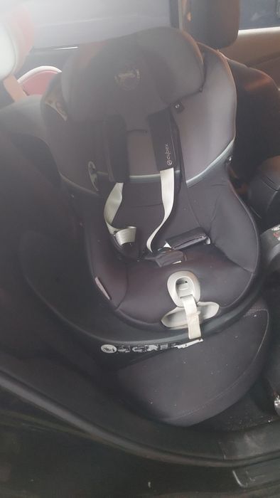 Fotelik z baza Cybex Sirona obrotowy 360
