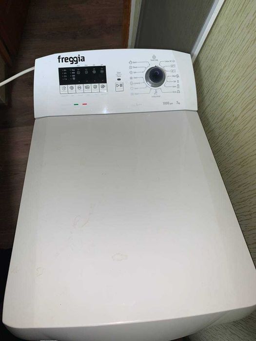Пральна машина з вертикальним завантаженням FREGGIA WTIA107