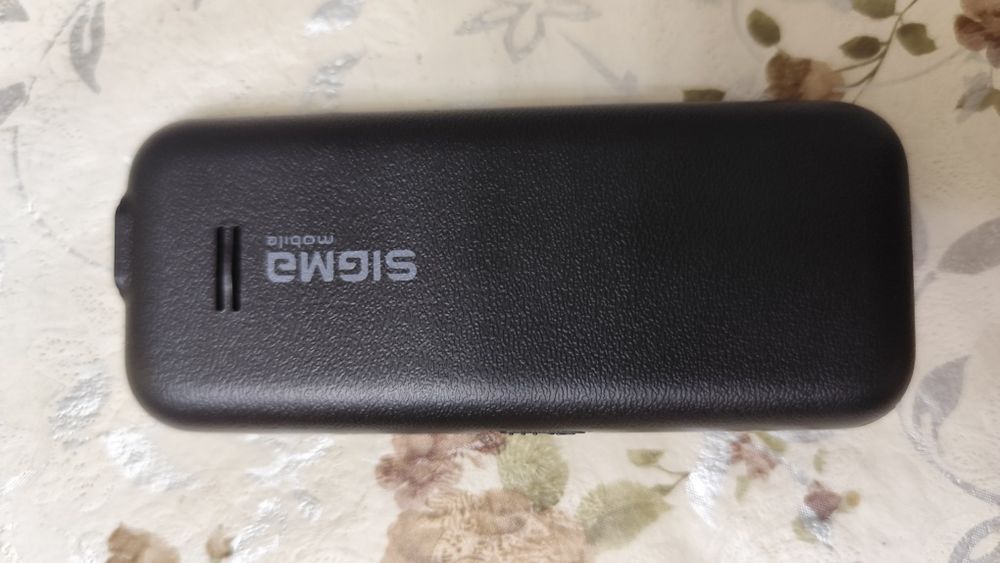 Кнопочний телефон з українською мовою Sigma 14 mini