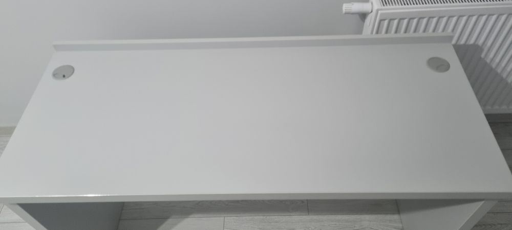 Biurko stan idealny kolor szary