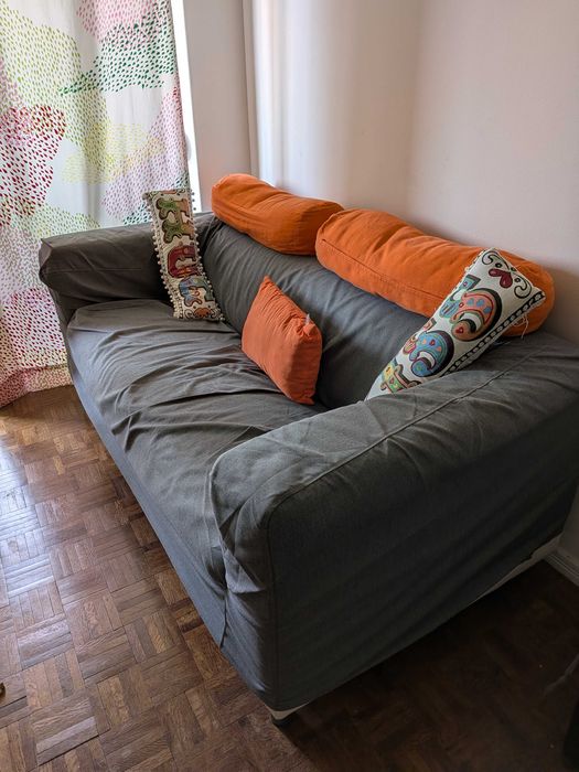 Sofá 3 lugares com capa incluida