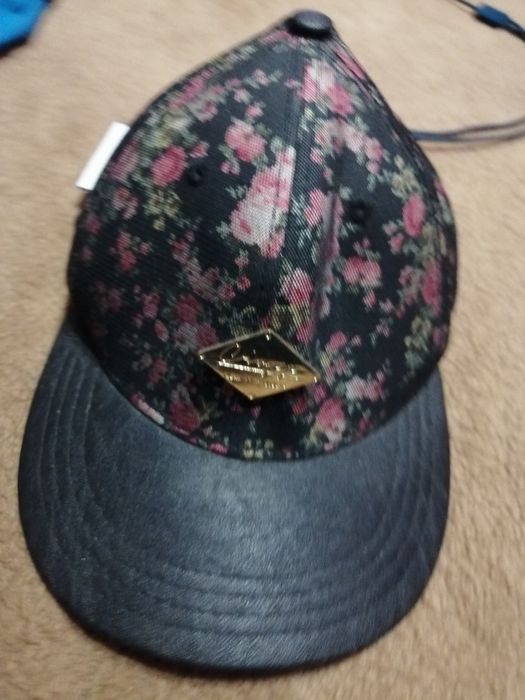 Czapka z daszkiem Cropp