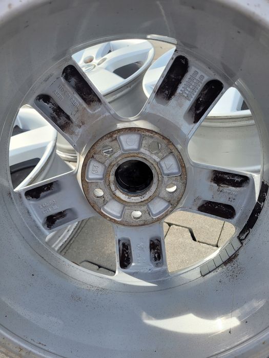 felgi aluminiowe vw golf / caddy / touran / eos 6.5 x 16 5x112 et 50