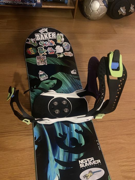 Prancha Snowboard Never Sumer. Fixaçoes Bataleon