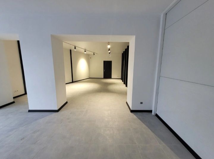 Продам приміщення біля АТБ без%!