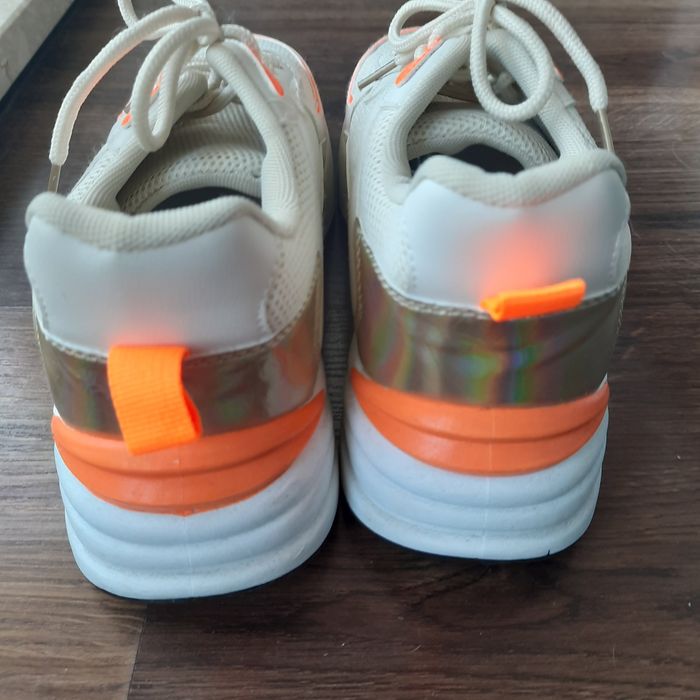 Sneakersy rozmiar 40