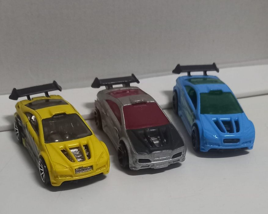 Conjunto 3 hot wheels