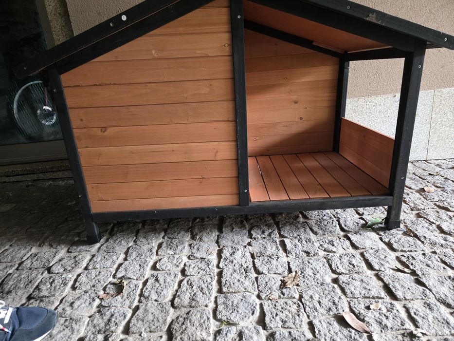 Vendo casota de madeira para cao