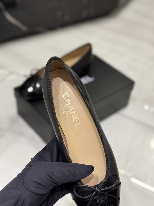 Baleriny Chanel black leather