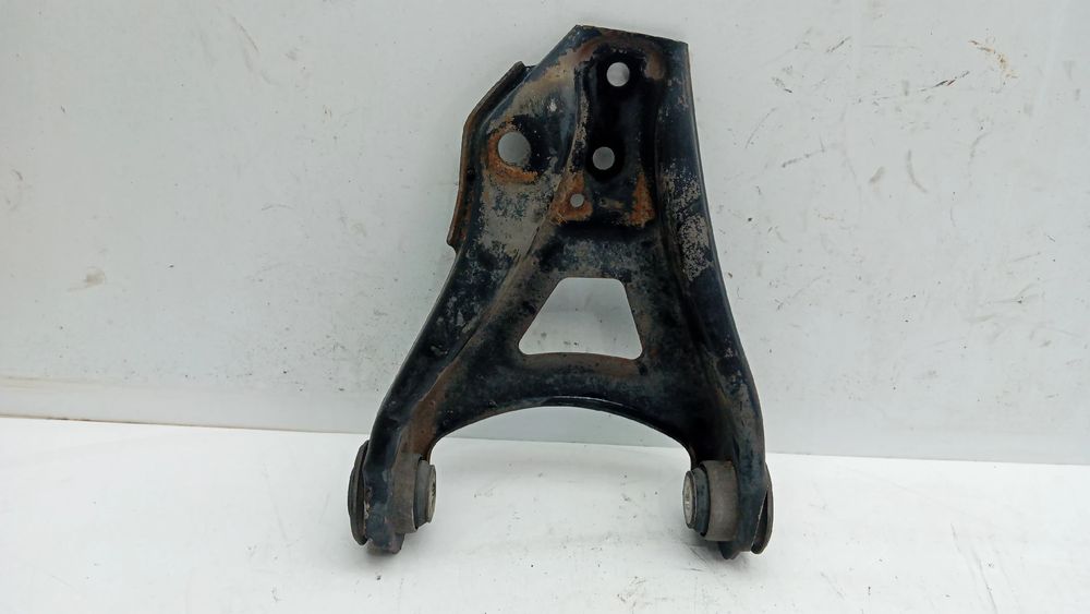 Braço de suspensão frente esquerdo RENAULT Clio II (BB0/1/2_, CB0/1/2_