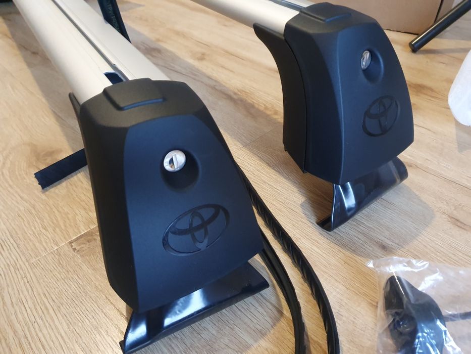 Bagażnik dachowy toyota Yaris IV oryginalny