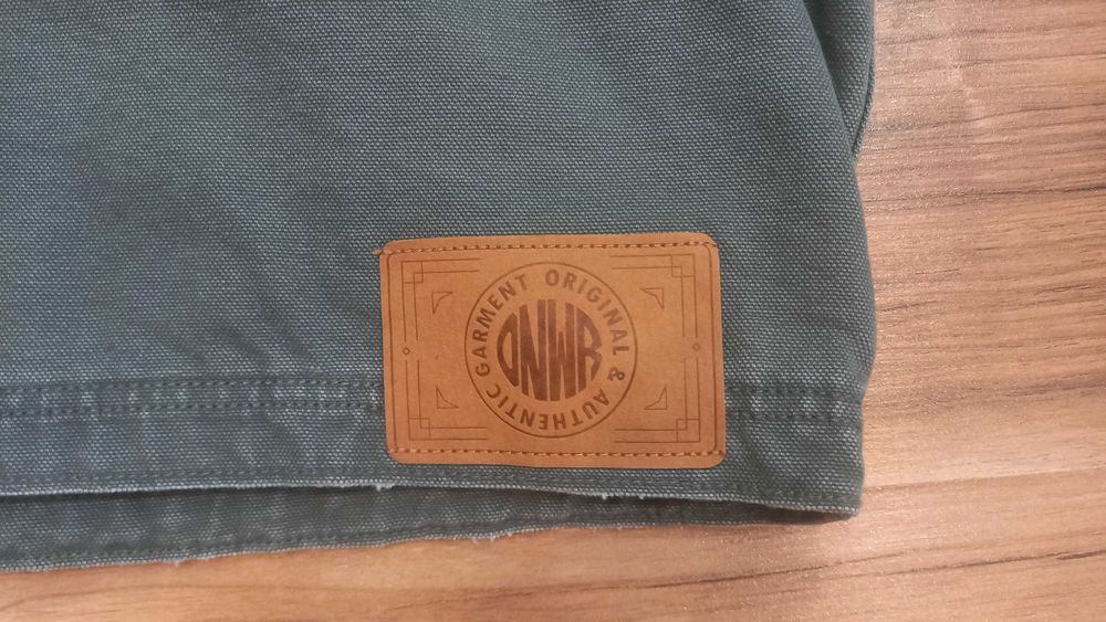 Продам абсолютно нову джинсову куртку Zara - оверсайз, укорочена