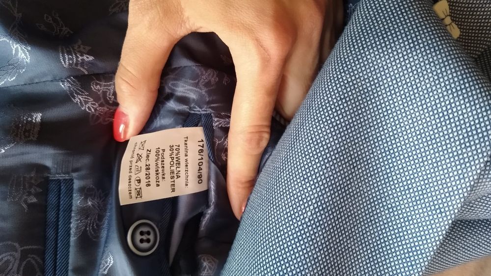 Piękny garnitur Evenemen