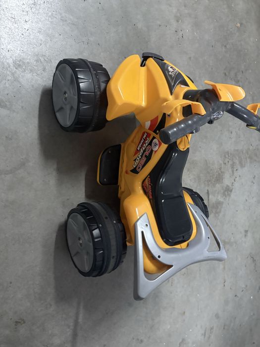 Mota eletrica crianca