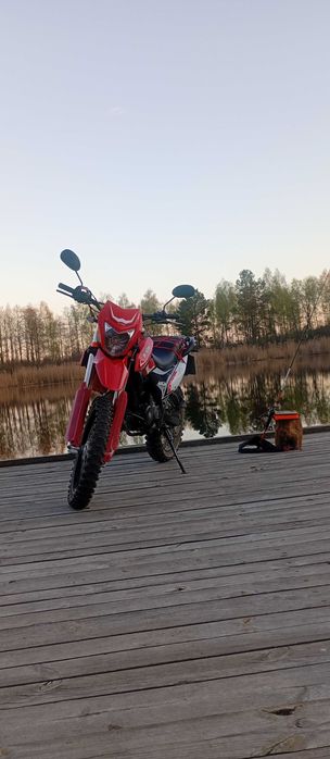 Продам мотоцикл 250 кубов