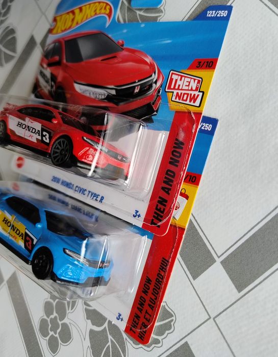 4×Hot Wheels 2018 Honda Civic Type R