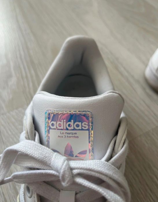 Adidas Superstar J białe r. 37 1/3