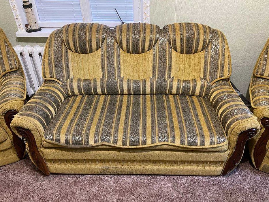 Диван розкладний з кріслами. Самовивіз