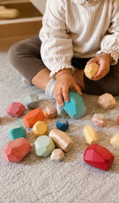 Pedras Montessori em Madeira — Jogo de Equilíbrio Educativo