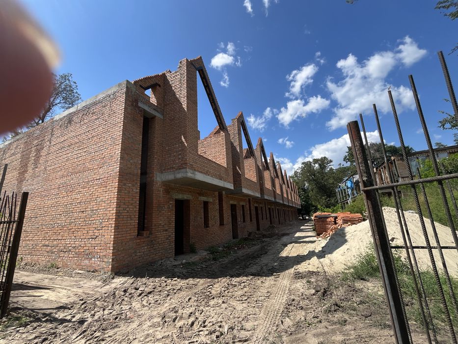 Таунхауси в Соснівці від забудовника з автоновним газовим опаленням!