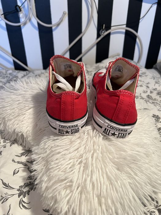 Converse czerwone w idealnym stanie rozmiar 38