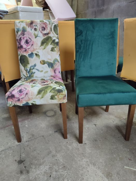 Cadeiras estofadas