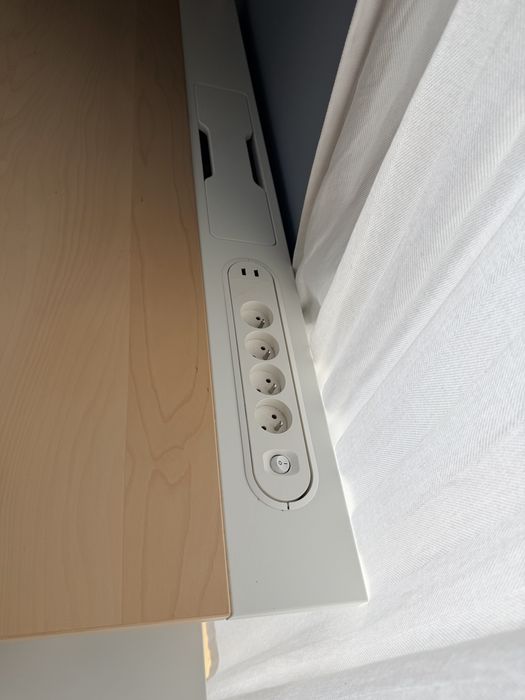 Biurko podnoszone elektryczne Mittzon Ikea