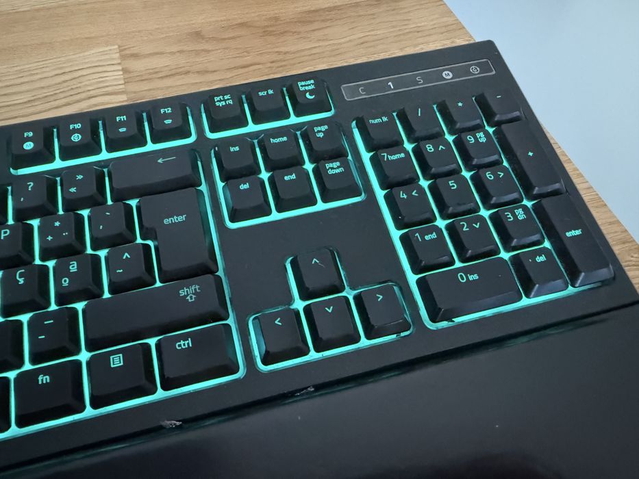 Teclado Razer Ornata Chroma