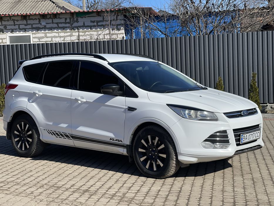 Продам Ford Kuga 2015 року