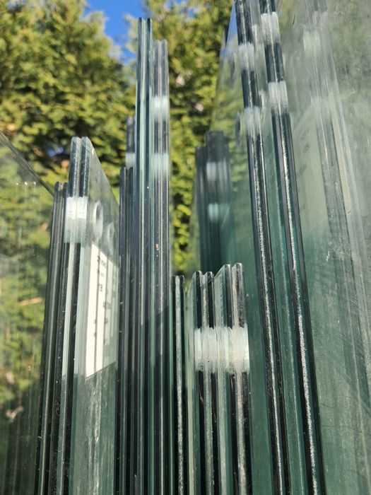 Szyby hartowane podwójnie klejone, różne rozmiary