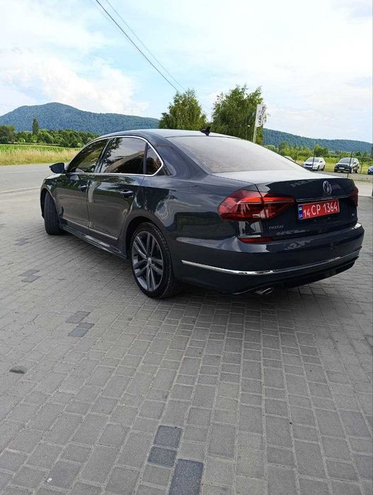 Volkswagen Passat  NMS 2017  R-Line