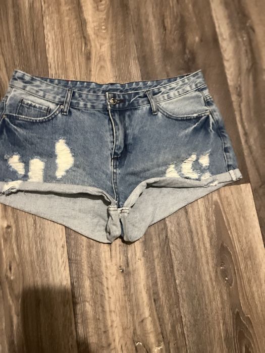 Жіночі джинсові шорти