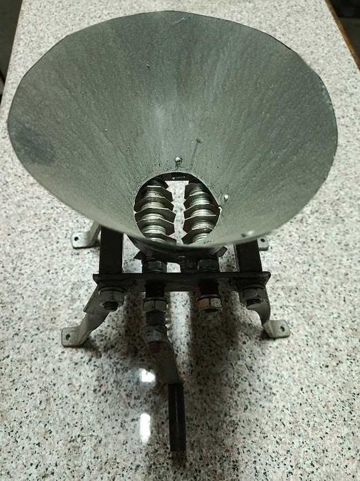 Maquina curtir azeitonas