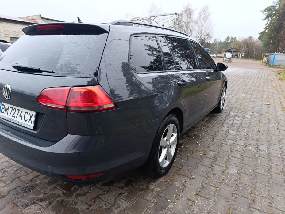 Volkswagen Golf VII