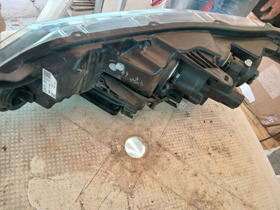 Vendo farol caiscai J