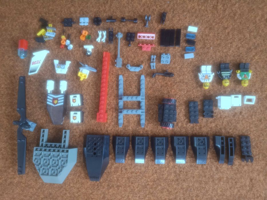 Elementy klocków LEGO