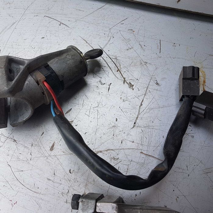 kostka stacyjki stacyjka 126p maluch polonez 125p fsm nie wypalone