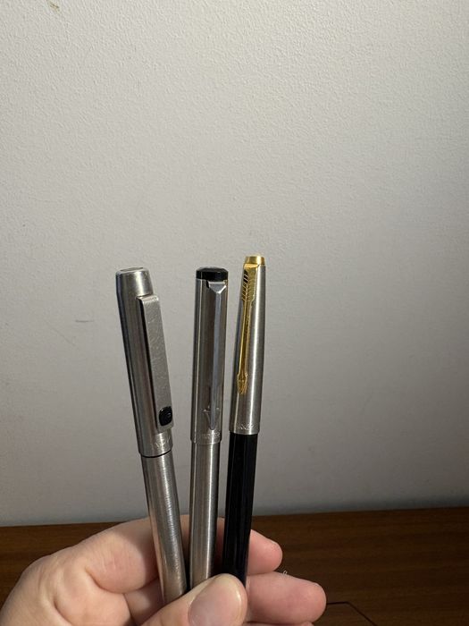 3 Canetas Parker (vendo conjunto)