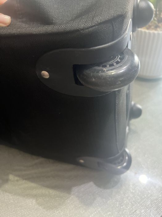 Mochila united colors of benetton com roda