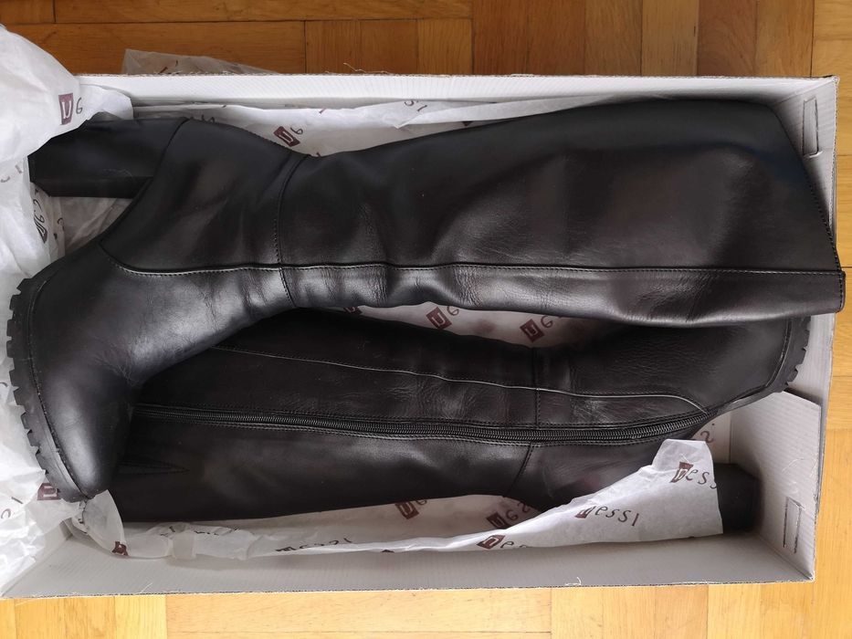 Buty kozaki damskie Nessi na obcasie skóra rozm 38 jak nowe