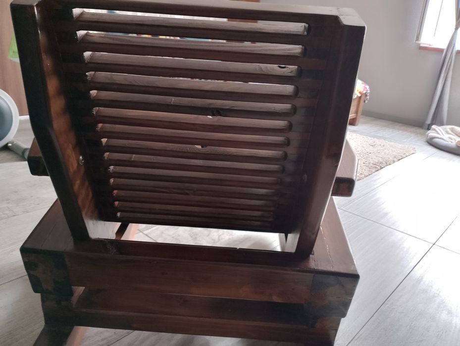 Fotele bujane drewniane