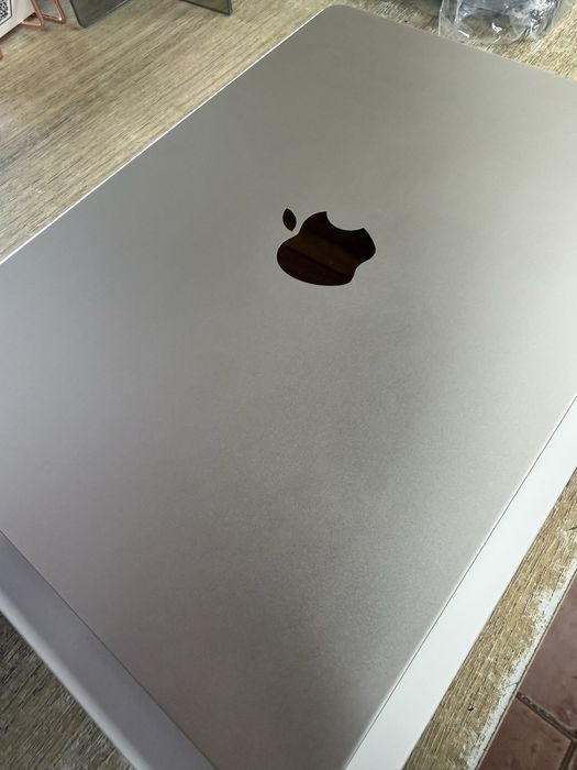 MacBook Air M4 13” 16GB/256GB + Garantia Extra + Fatura
