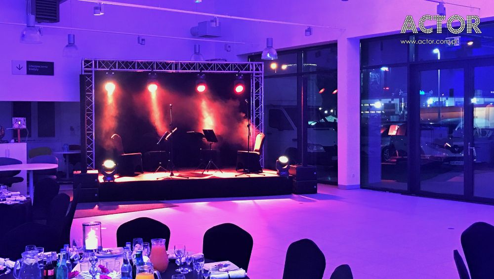 Podesty sceniczne scena wynajem podestów sceny wypożyczenie - KATOWICE