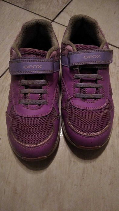 кросівки Geox р 34 устілка 22 см