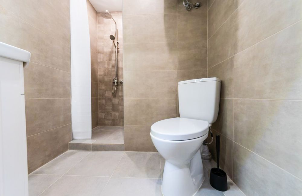 ВІЛЬНА! Лебединий, Ревуцького 40В, 3 хв  пішки Харківська-10-555.biz.ua