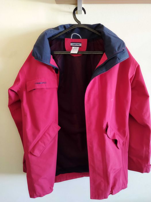 Casacos, t-shirts e camisas de maraca (NIKE, TRIBORD, ZARA,.)