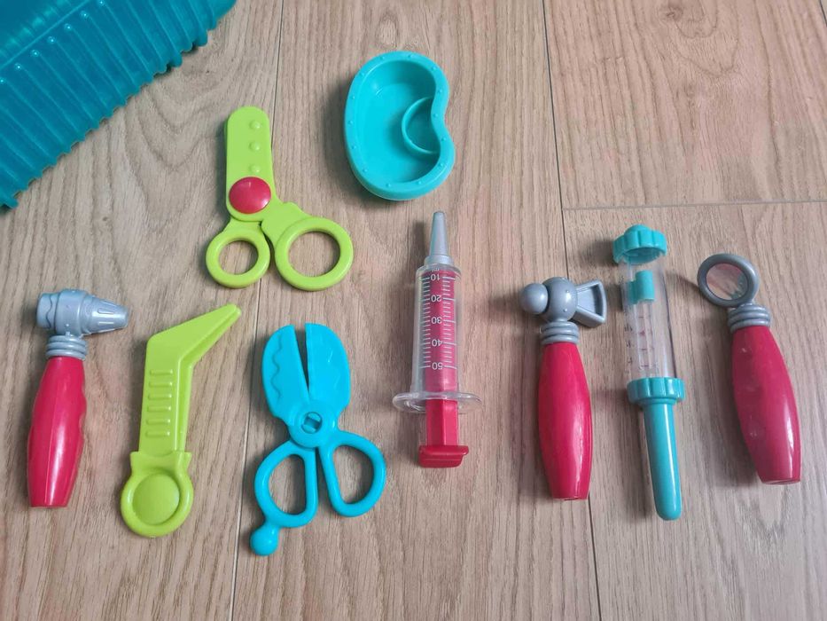 Zestaw lekarz w walizce